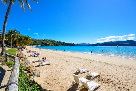 Beachfront Hamilton Island - Accommodation Fremantle 2