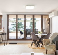 Beachfront Manly Apartment With Parking and Balcony - Accommodation Fremantle