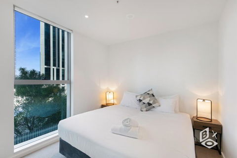 REST COLLECTION Apartments On Collins Docklands - Accommodation Fremantle 1