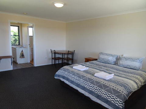 Redgate Country Cottages - Accommodation Fremantle 0