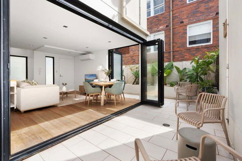 Relaxed Beachside Townhouse - Accommodation Fremantle 2