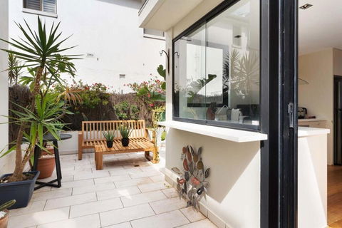 Relaxed Beachside Townhouse - Accommodation Fremantle 3