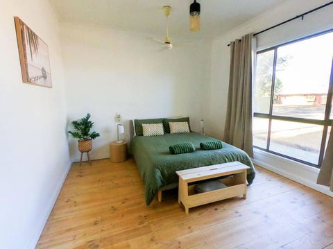 Renovated 3BD With Pool And Spa Bath - Accommodation Fremantle 3