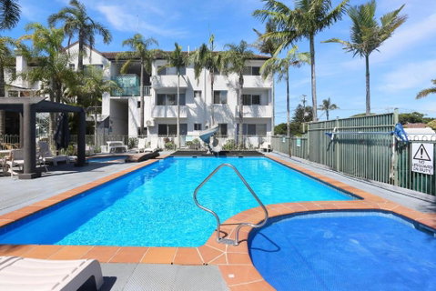 Resort Style Holiday - Accommodation Fremantle 0