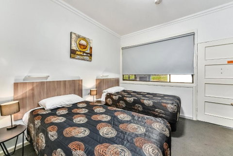 Rest Motels - Accommodation Fremantle 0