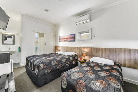 Rest Motels - Accommodation Fremantle 2