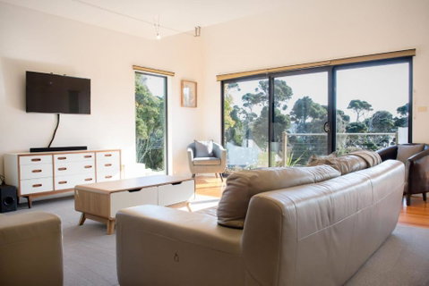 Retreat By The River - Views Wi-fi & Parking - Accommodation Fremantle 0