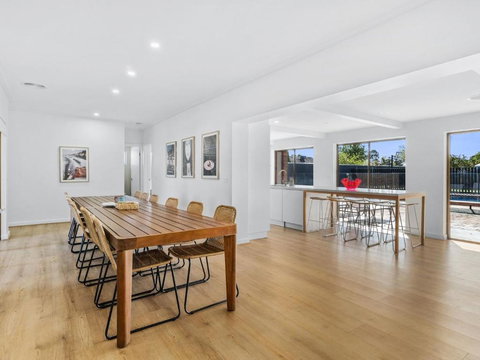 Retreat House - Accommodation Fremantle 2