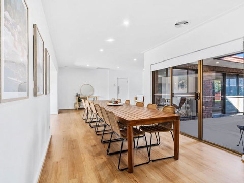 Retreat House - Accommodation Fremantle 1