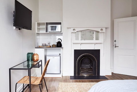 Richmond Studios By Short & Long Stays - Accommodation Fremantle 2