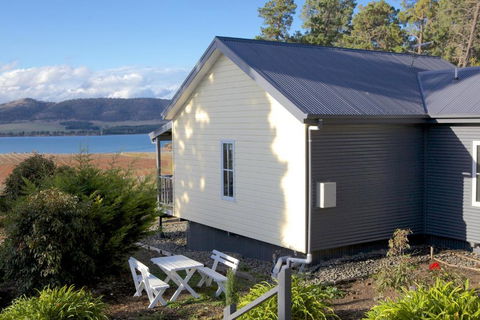 Riversdale Estate Cottages - Accommodation Fremantle 3