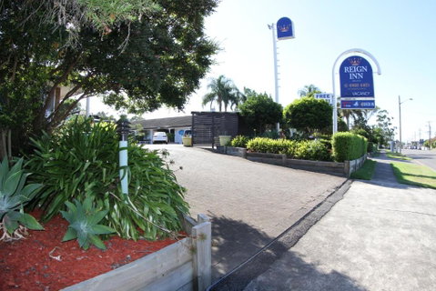 Reign Inn Newcastle - Accommodation Fremantle 1