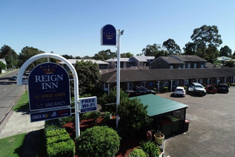 Reign Inn Newcastle - Accommodation Fremantle 0
