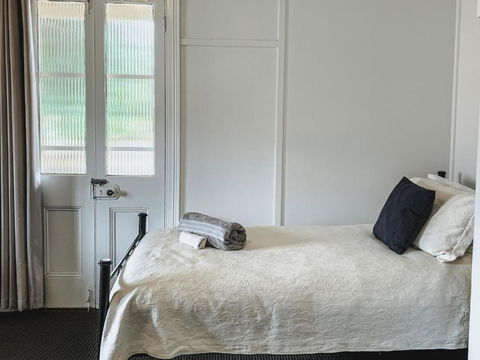 Roma Cottage On Roma Orchard - Accommodation Fremantle 3
