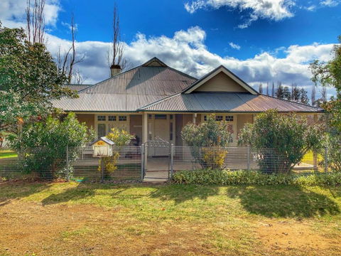 Roma Cottage On Roma Orchard - Accommodation Fremantle 0