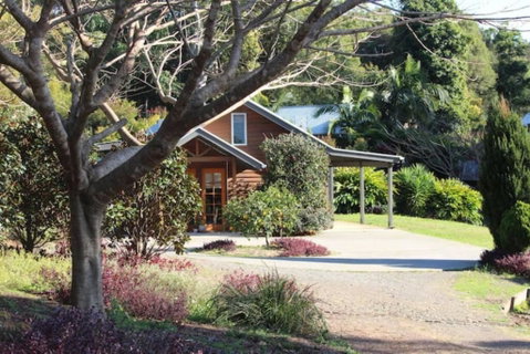 Romantic Lakeview Cottage - Accommodation Fremantle 0