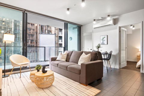 Rooftop Pool 2BR Apt At Marvel Stadium With Free Parking - Accommodation Fremantle 0