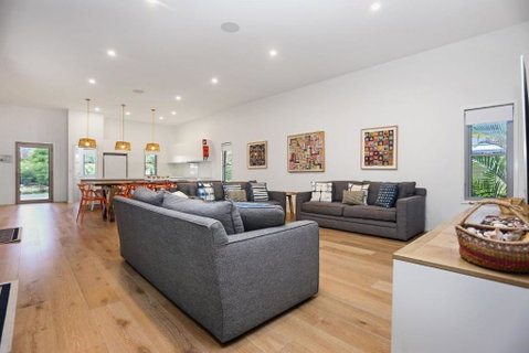 Russell Street Retreat - Accommodation Fremantle 0