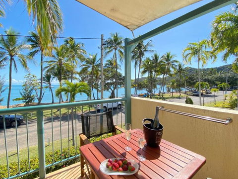 Sails On Horseshoe Apartment 4 - Accommodation Fremantle 2