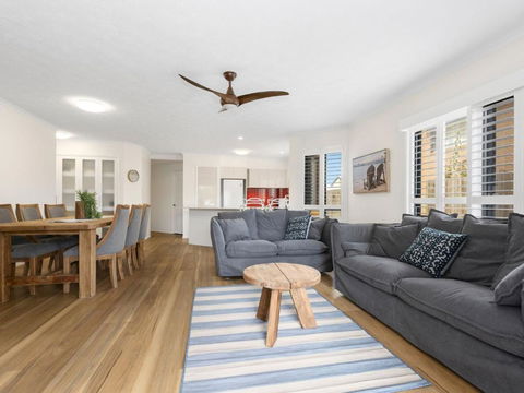Salty Kisses On Marine Parade - Accommodation Fremantle 3