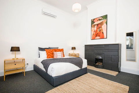 Salty Pines - 3BR House Glenelg South - Accommodation Fremantle 1