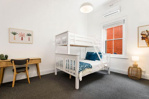Salty Pines - 3BR House Glenelg South - Accommodation Fremantle 3