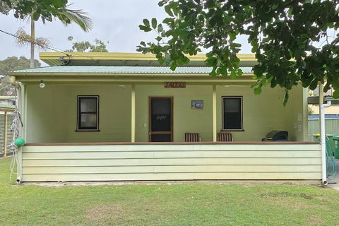 SALTYS AMITY POINT - Accommodation Fremantle 0