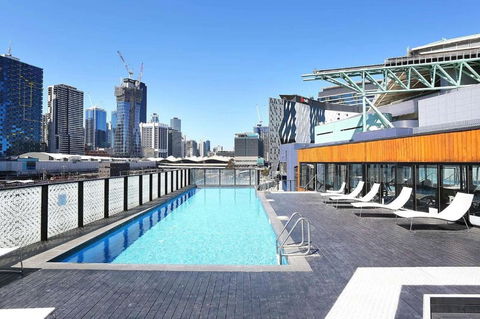 Rooftop Pool Stunning Apt At Marvel Stadium With Free Parking - Accommodation Fremantle 2
