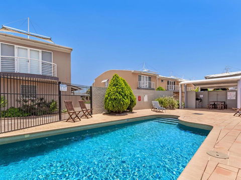 Sandcastles 7 8 Ala Moana Way - Accommodation Fremantle 0