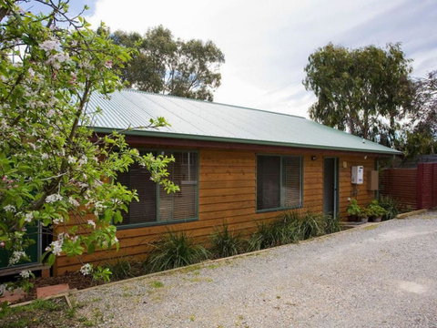 Sandhurst Escape 2 17 - Accommodation Fremantle 0