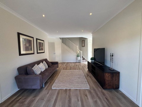 Sandpiper 10 - Close To Town And Beach - Accommodation Fremantle 2