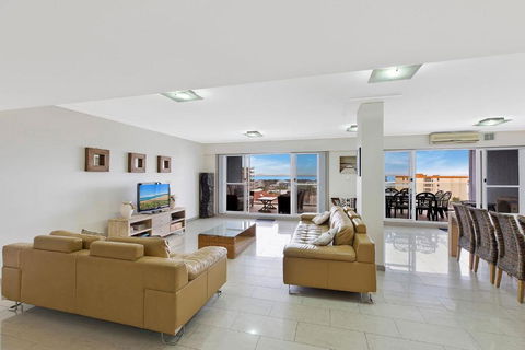 Sandy Cove Apartment The Entrance 48a - Accommodation Fremantle 1