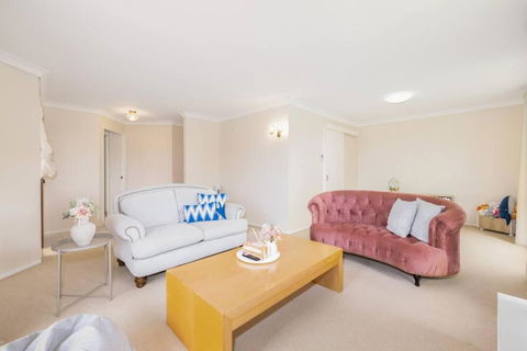 Spacious 3-BR Haven Prime Location Shopping Centre - Accommodation Fremantle 1