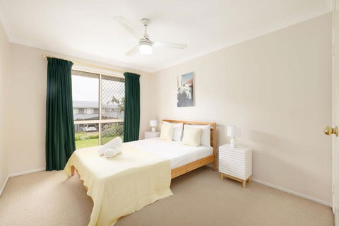 Spacious 3-BR Haven Prime Location Shopping Centre - Accommodation Fremantle 2