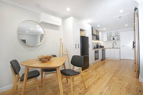 Stylish Guesthouse In The Heart Of Belrose - Accommodation Fremantle 1