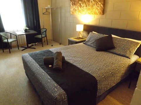 Sunbird Motel - Accommodation Fremantle 3