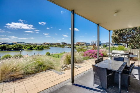 T2 12 Wentworth Pde Hindmarsh Island - No Linen Included - Accommodation Fremantle 1