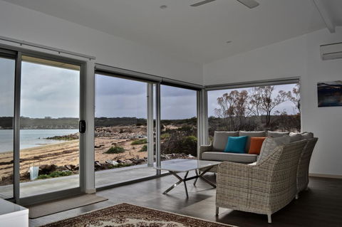 Beachside - Accommodation Fremantle 0