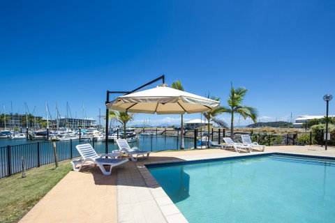 Beachside Apartment 13 - Accommodation Fremantle 3
