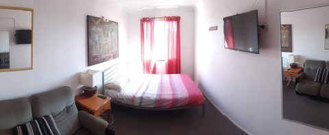 Beachside Backpackers - Accommodation Fremantle 1