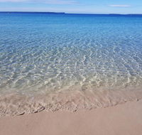 Beachside Husky Waterfront Cabin - Accommodation Fremantle