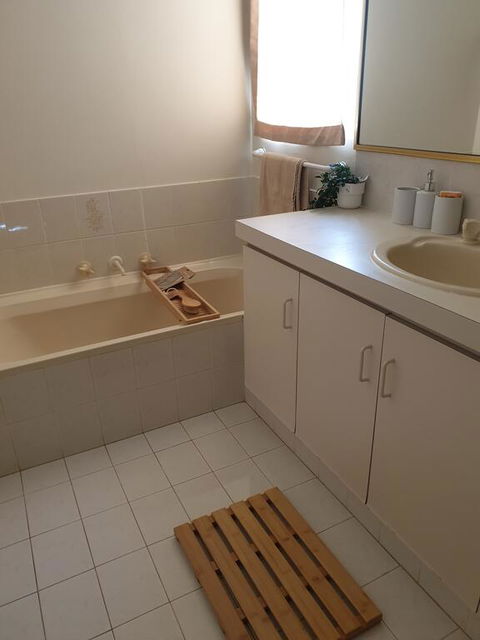 Beachside Retreat - Accommodation Fremantle 1