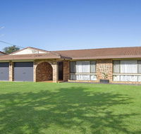 Beachway - beach access at end of street - Accommodation Fremantle