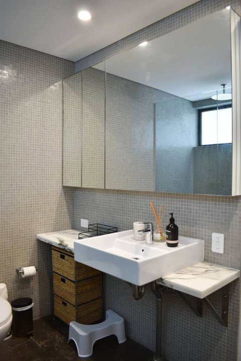Beautiful Beachside Apartment In Bondi - Accommodation Fremantle 3