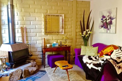 BEAUTIFUL RETREAT - 20 Mins To CBD And Only 10 Mins To MONA! - Accommodation Fremantle 2