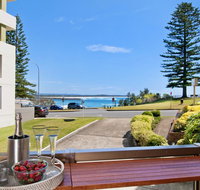 Beauty at the Beach - modern beachfront apartment - Accommodation Fremantle