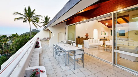 Bella Vista E9 - Ocean View Spacious 2 Bedroom With Golf Buggy - Accommodation Fremantle 1