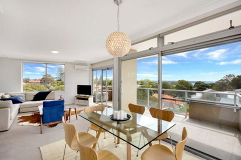 BELLEVUE BELLE - Hosted By: L'Abode Accommodation - Accommodation Fremantle 1