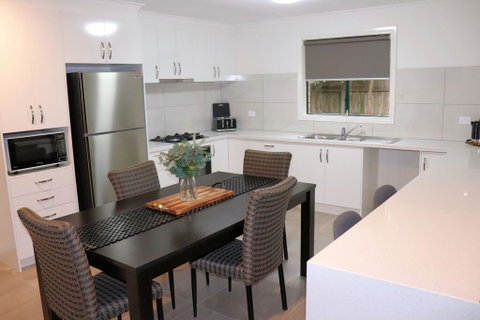 Best Western Fawkner Suites & Serviced Apartments - Accommodation Fremantle 0