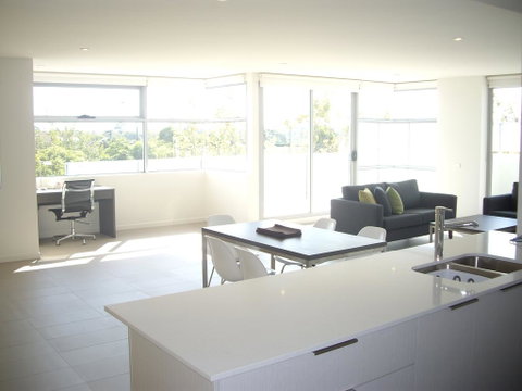 Best Western Plus The Tudor Box Hill - Accommodation Fremantle 1